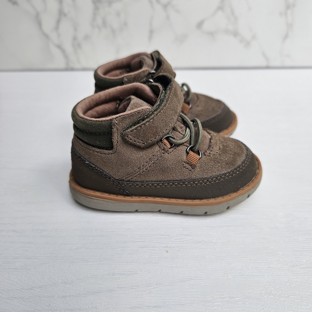 Stride Rite Brown and Green Kids Boots